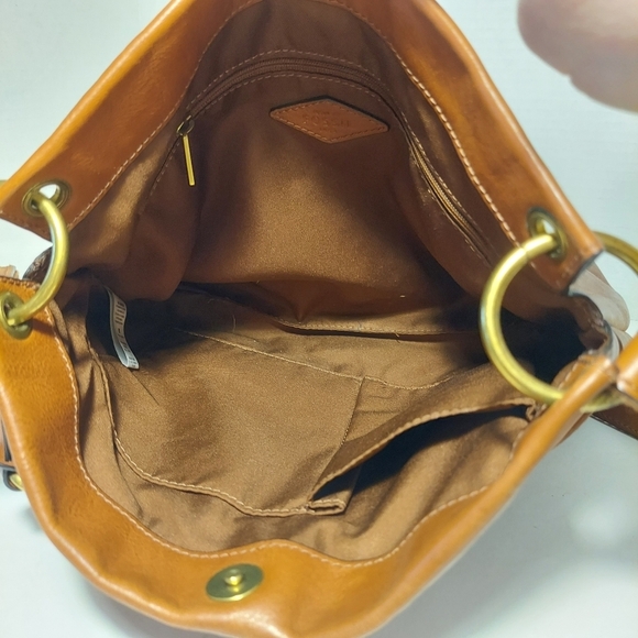 FOSSIL Crossbody Purse Soft Genuine Leather Bag Saddle Brown w Gold Key Charm - Picture 12 of 16